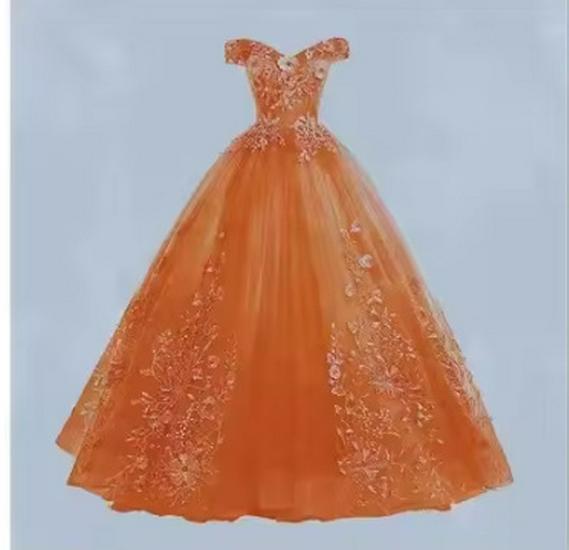 Abito da sera da sposa nero con spalle scoperte per esibizioni soliste e servizi fotografici