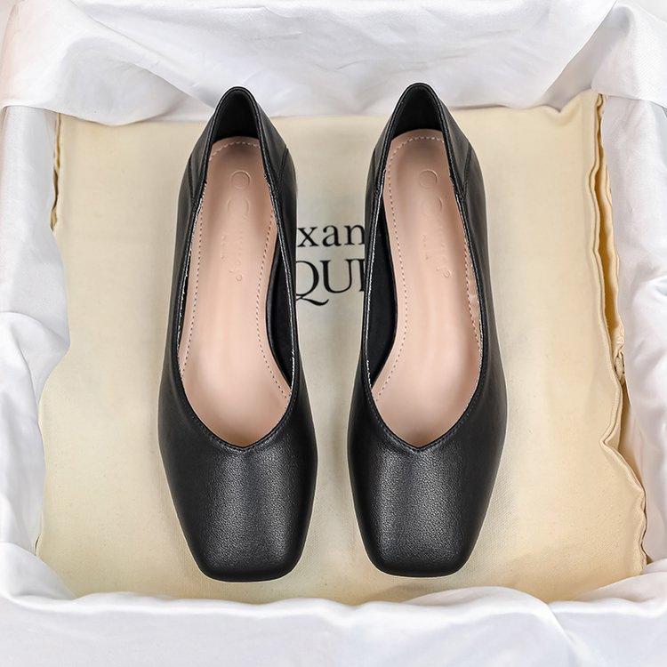 

Single shoes women s medium heel 2025 spring new Korean version fashion versatile thick heel square head grandma shoes black work shoes 34