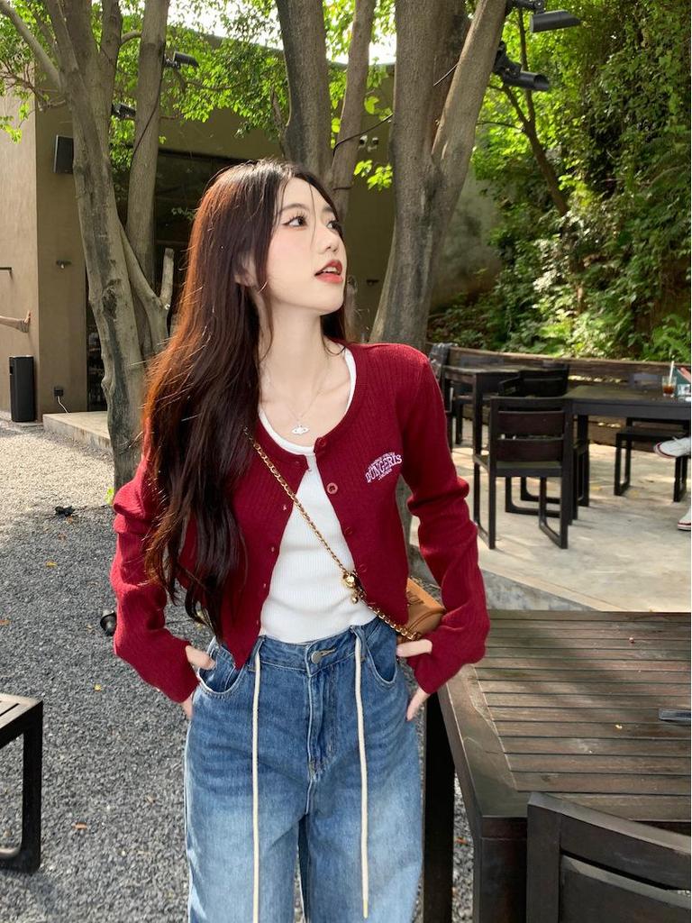 Plus Size American Retro Letter Knit Cardigan - Slimming, Short, Hot Girl Style