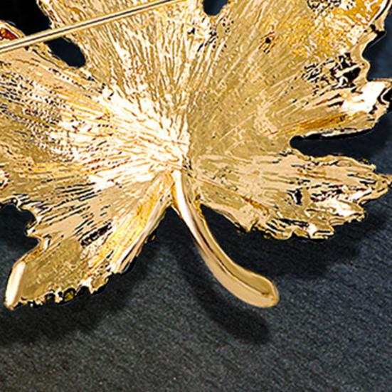 1/3Pcs Maple Leaf Brooch Colored Rhinestone Enamel Thanksgiving Brooch Festive Autumn Inspired Design Lapel Badge