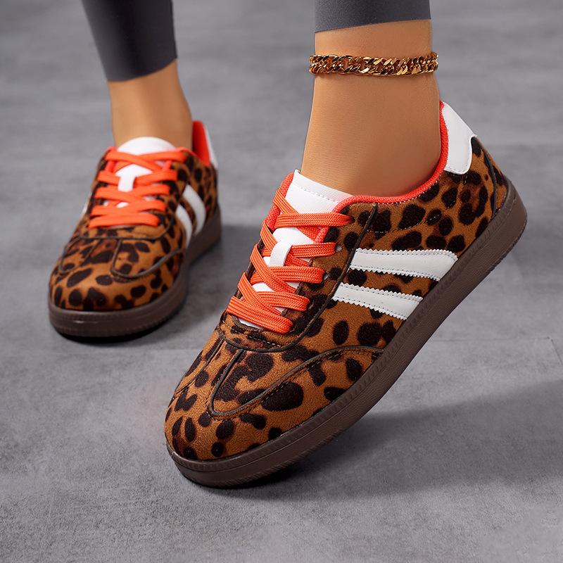 2025 New Style Women's Versatile Leopard Print Casual Flat Sports Shoes