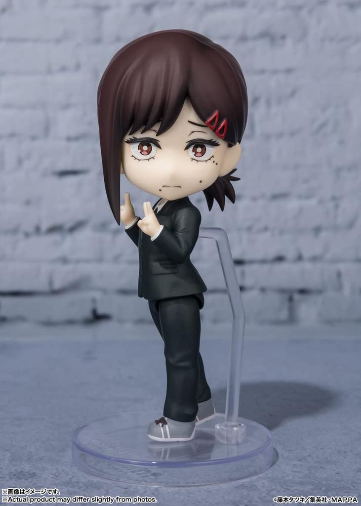 TAMASHII NATIONS Figuarts miniaturní motorová pila Kobeni přibližně 90 mm pohyblivá malovaná figurka z PVC a ABS
