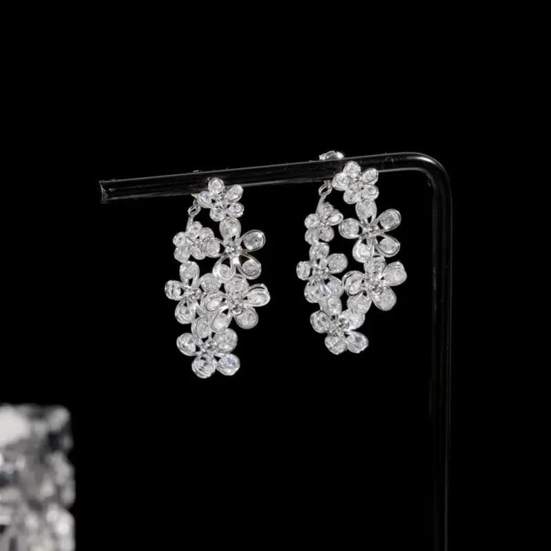 French Style Small Fragrance Pink Wheat Ear Lovehigh-end Feeling Light Luxury Zircon Earrings for Girls.