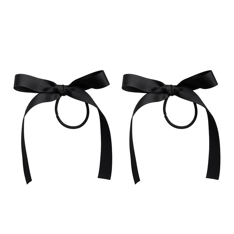 Jennie sametová mašlička do vlasů: Baletní styl doplňku pro copánky