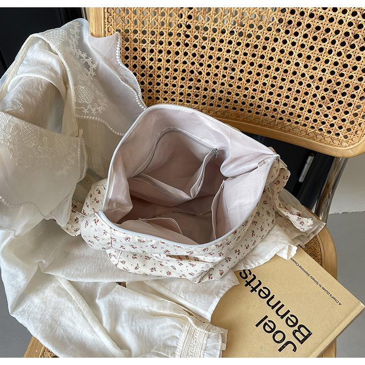 Floral Canvas Hand Washable Tote Bag for Women Large Capacity Zipper Closure Casual Shoulder Crossbody Bag CLE