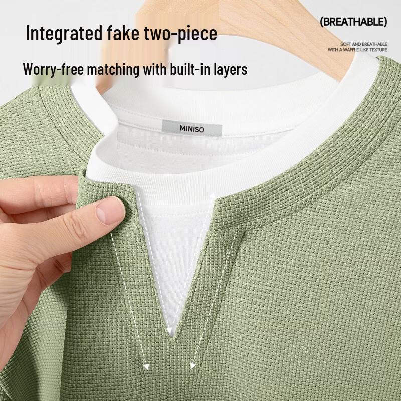 MINISO Men's Waffle Knit Fake Two-Piece Short Sleeve T-Shirt
