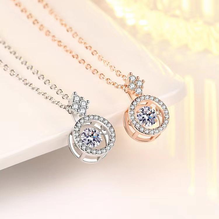 Rose Gold Beating Heart-warming Necklace for Women Ins Women's Design Sense Pendant Accessories