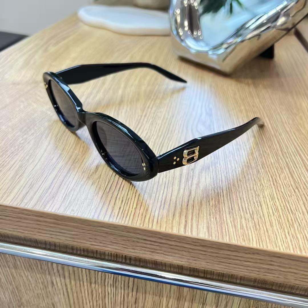 

Vintage Cat Eye Sunglasses for Men Women Anti Glare UV Protection Retro Style Holiday Travel Accessories