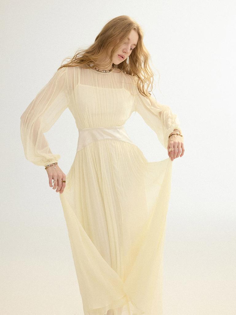 Sinseuden Wrinkle Satin Color Block Long Dress
