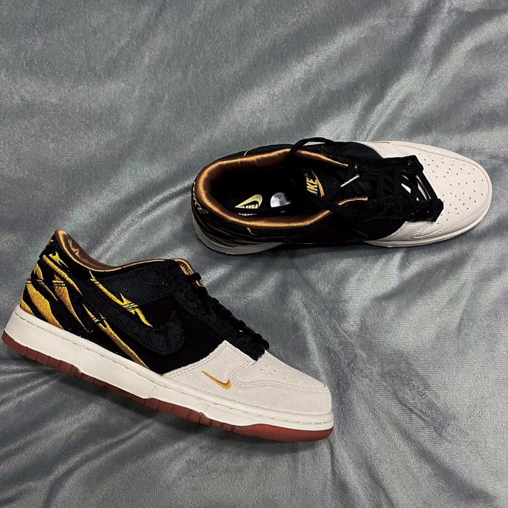 Nike Dunk Low God Of Wealth  DQ5352-001