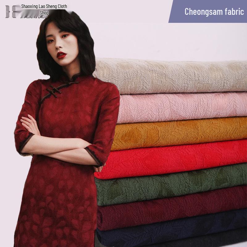 Women's Retro Feather Cheongsam: Middle-Aged & Elderly Cotton-Linen Jacquard Fabric