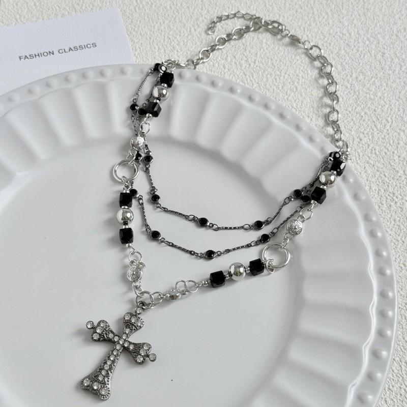 Trendy Cross Rivet Tassel Pearl Choker Necklace