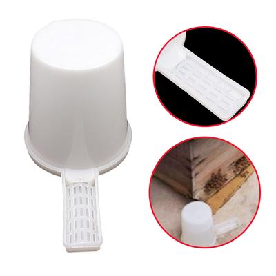 518 Type Beehive Nest Door Water Feeder Beekeeping Sugar Feeding Bottle Honeycomb Door Bee Drinking Trough Beekeeping Tools 2Pcs