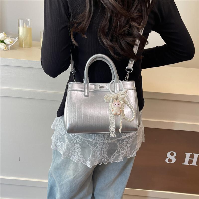 Casual Handbag Women's New Fashion Shoulder Bag Feeling Messenger Bag