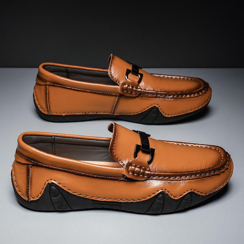 New Loafers Men Big Size Leather Moccasins Casual Shoes Outdoor Mens Driving Shoes Slip on Men Lazy Shoes Leisure Walk Moccasins