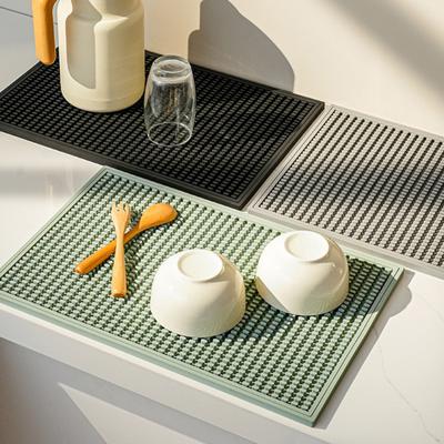 Non-Slip PVC Bar Mat Reusable Drain Pad Bowl Plate Table Insulation Mat