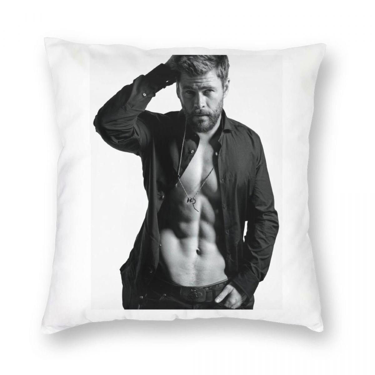 Chris Hemsworth Kim Hyde Quadratische Kissenhülle Polyester Leinen Samt Dekorative Wurfkissenhülle Sofasitzkissenbezug 45X45 Linen 18*18(CM)-1Pcs