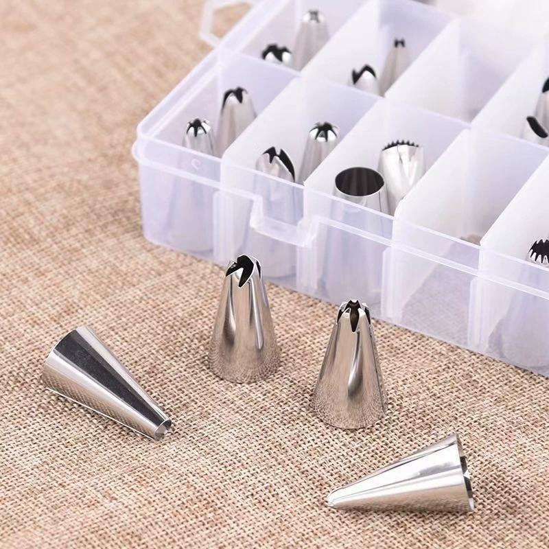 24 stylů Nerezová ocel Dekorativní cukrářská špička Dortová dekorační sada Krabička Dekorace Převodník na nehty Pečicí špičky
