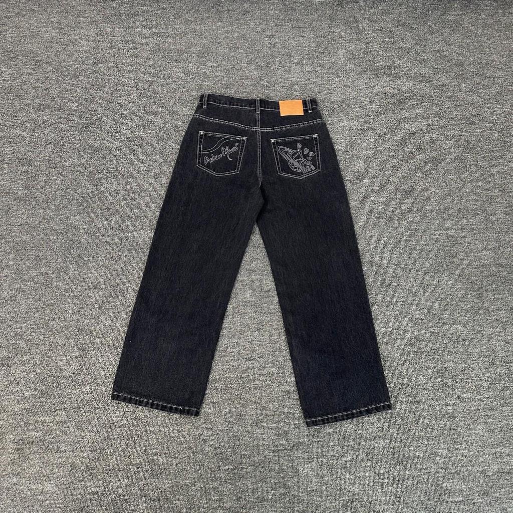 Neue trendige Unisex-Denimjacke mit gesticktem Broken Planet