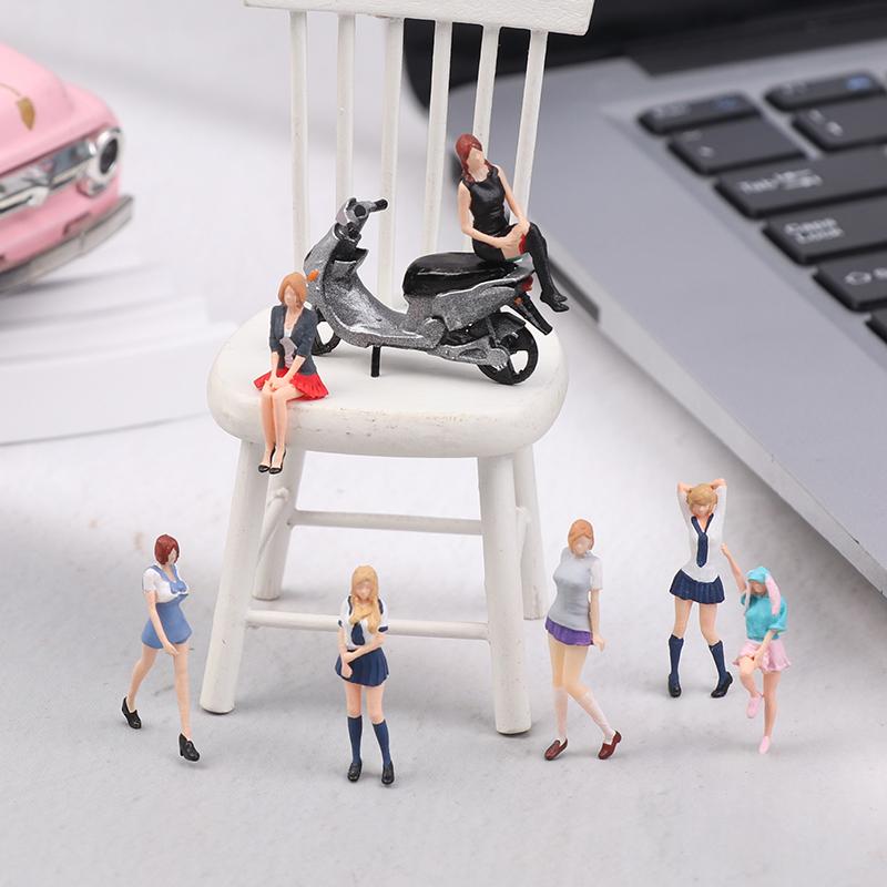 1/64 Scale Model Figurine Mini Skirt Girls Collectible Doll Exquisite Figure For Fans In Scale Diecast Model Car