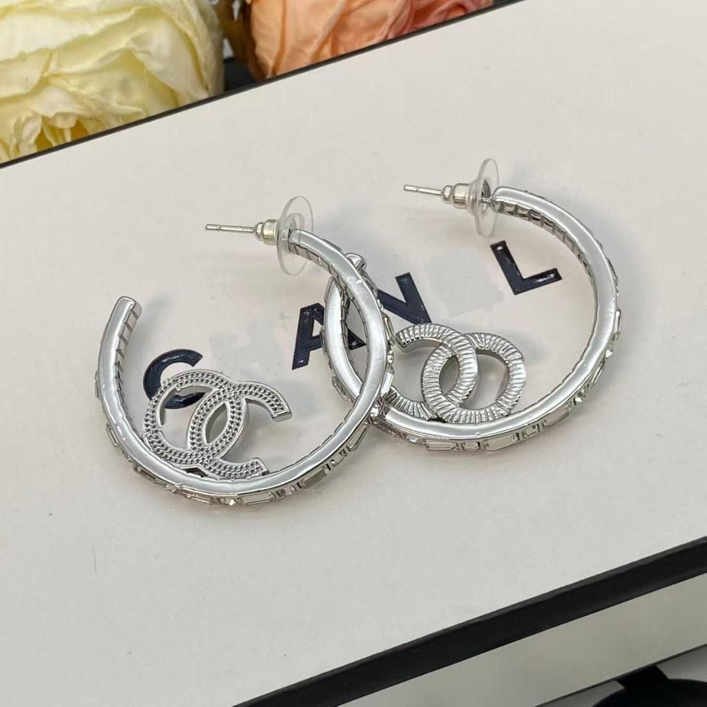 Xiangjiejie 2025 Silver Earrings: Niche Design, Small, Exquisite, and High-Temperament