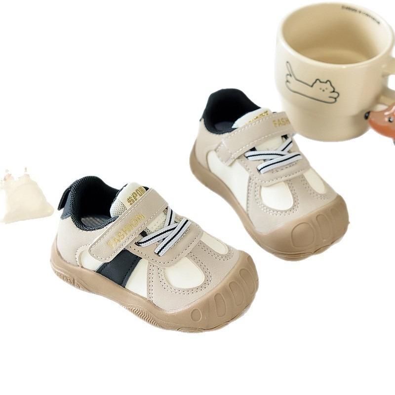 Walkers with Anti-slip and Water-resistant Soles, Soft-bottomed Single Shoes, Versatile Baby Shoes