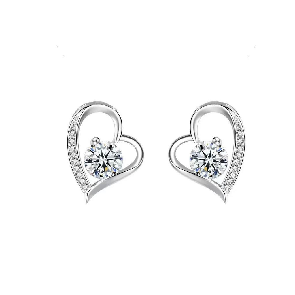 Diamond-Encrusted Heart Necklace - Elegant Clavicle Chain Gift for Her