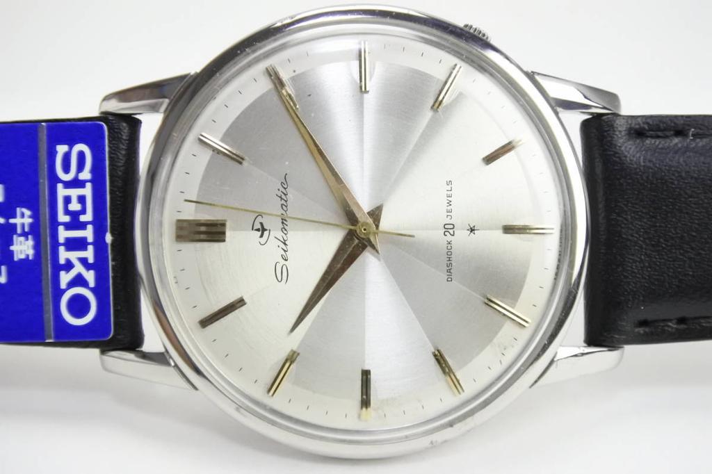 Masterpiece SEIKO SEIKOMATIC 20 Jewels Automatic Watch with Seiko New Leather Strap Model Excellent Condition 1960s Men's