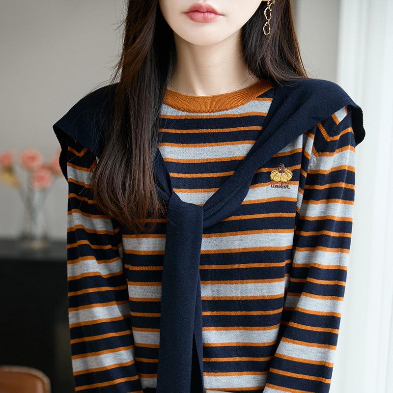 

Women s Retro Striped V-Neck Patchwork Cardigan Sweater - Long Sleeve, Fake Two-Piece. Perfect for Autumn/Winter. L