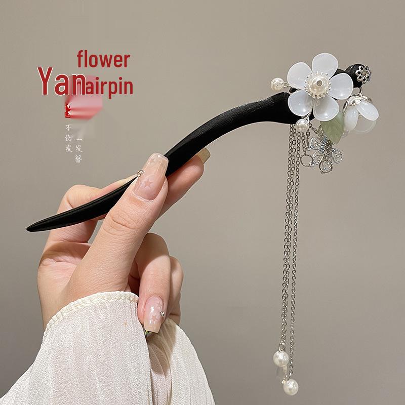 Elegancka spinka do włosów Hanfu z kwiatem: Wysokiej klasy potrząsanie krokami z frędzlami do upięcia