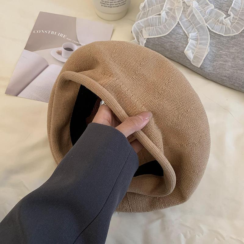 Milchweiße gestrickte Baskenmützen für Damen Süße niedliche Wollmalermütze Lässige weiche Panama-Baskenmütze Damenmode Elegante Schiebermütze