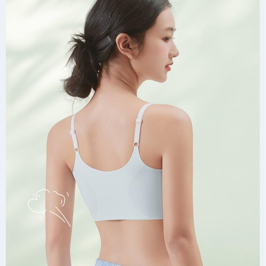 Youth Seamless Training Bra: Soft, Fixed Padded Cups, Adjustable Straps, No Underwire, Student Vest Innerwear for All Puberty Stages.