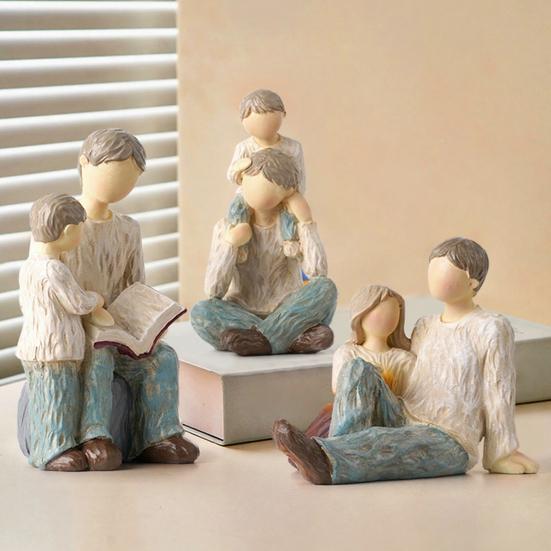 Resin Carving Family Figurine, Mother Father Son Daughter Statue, Hand-Painted Parents Kids Sculpture, Gift for Mother's Day Father's Day