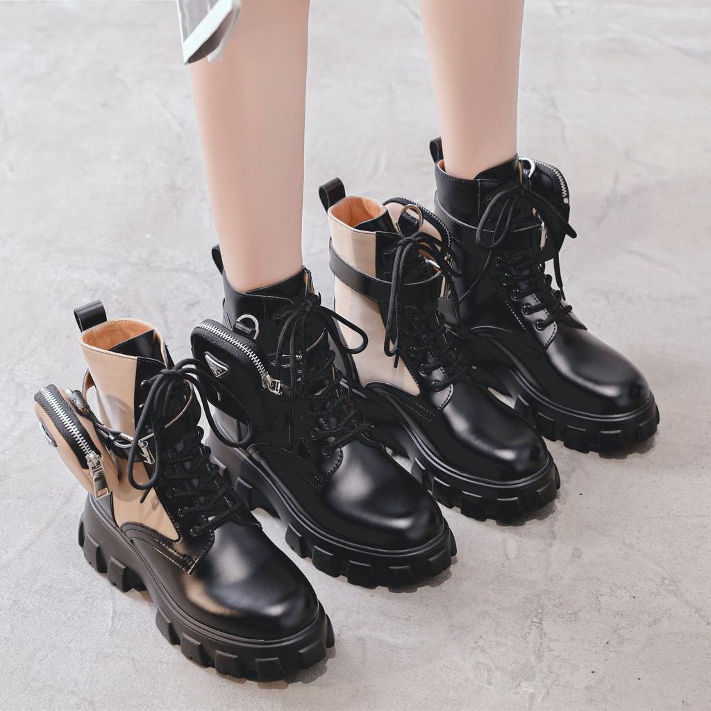 trendy flat boots