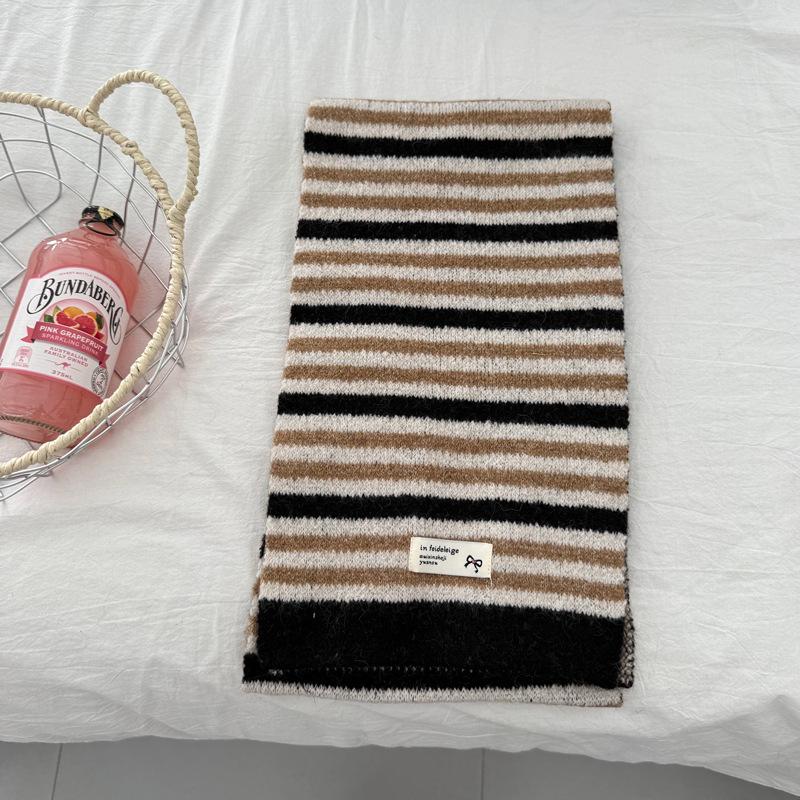 Colorful Striped Korean Style Scarf: Warm, Windproof Autumn & Winter Accessory for Students