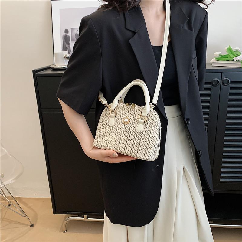 Vintage Chic Woven Shell Bag Stylish Retro Crossbody Handbag For Daily Use
