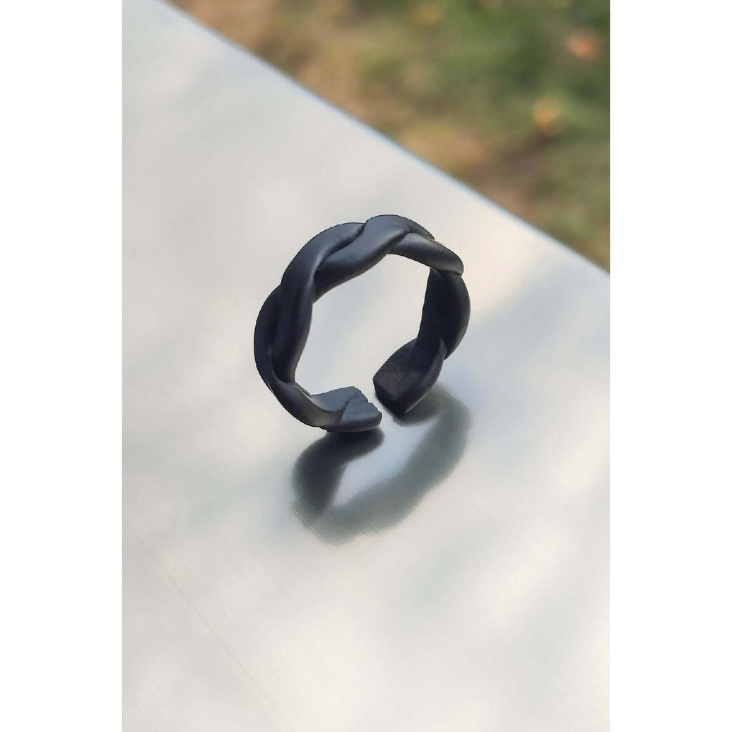 Matte Black Coiled Ring Knight Adjustable Ring