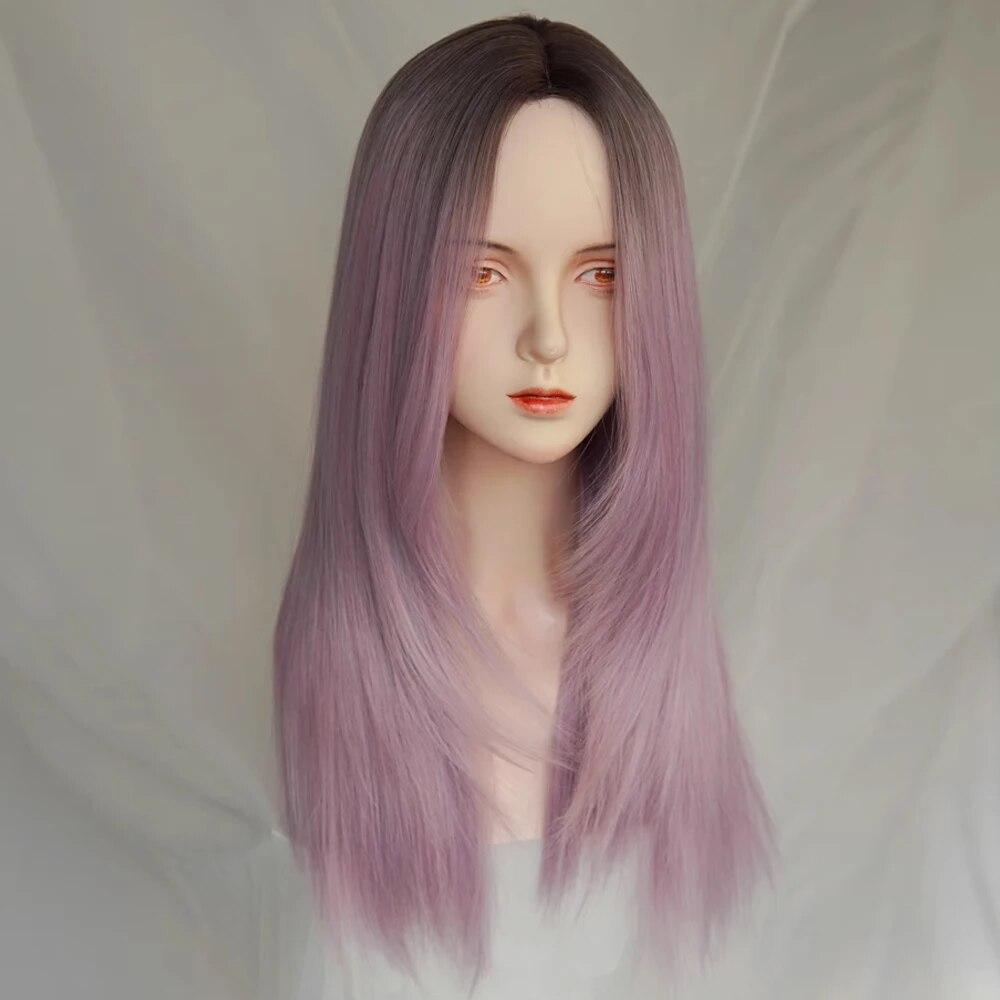 Perruque synthétique longue violette mixte avec raie au milieu pour femme, style Lolita, cheveux naturels et duveteux, résistante à la chaleur, idéale pour un usage quotidien ou une soirée.