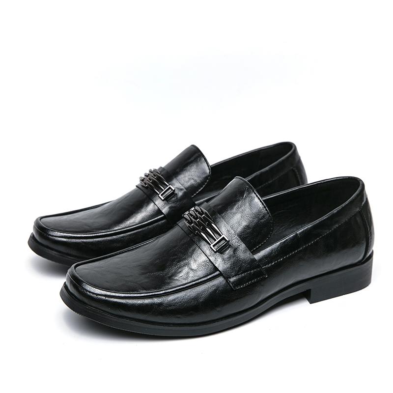 

Модные мужские повседневные туфли большого размера, удобные кожаные туфли без застежек, легкие, дышащие, повседневные туфли для мужчин 38-46 48 чёрный