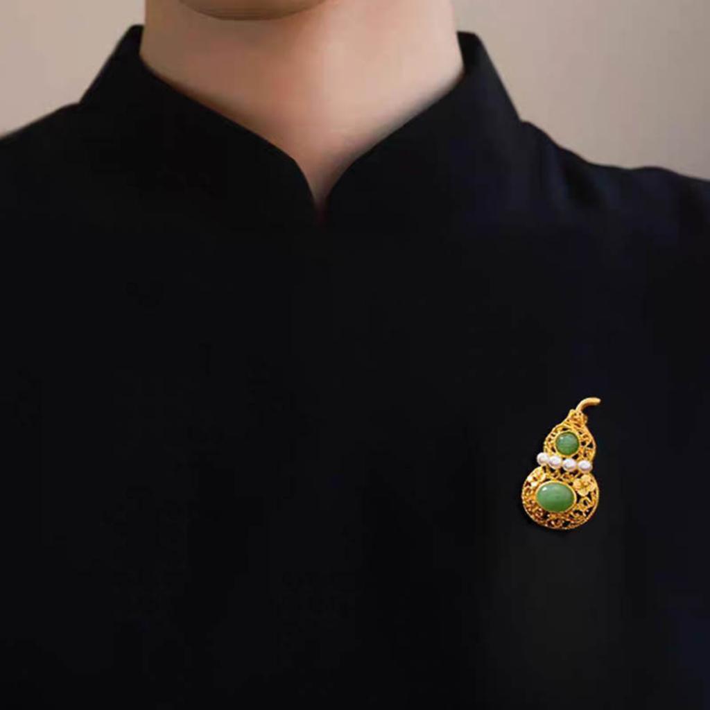 Gold Hollow Imitation Jade Gourd Brooch Anti-exposure Pin Buckle New Cheongsam Hanfu Corsage Accessories For Women