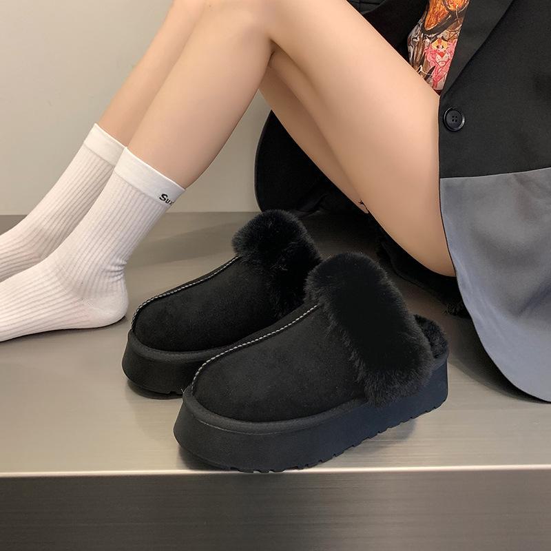 Dámské retro kožešinové pantofle 2024: Útulné, s tlustou podrážkou, teplé, s krytou špičkou, perfektní pro venkovní nošení