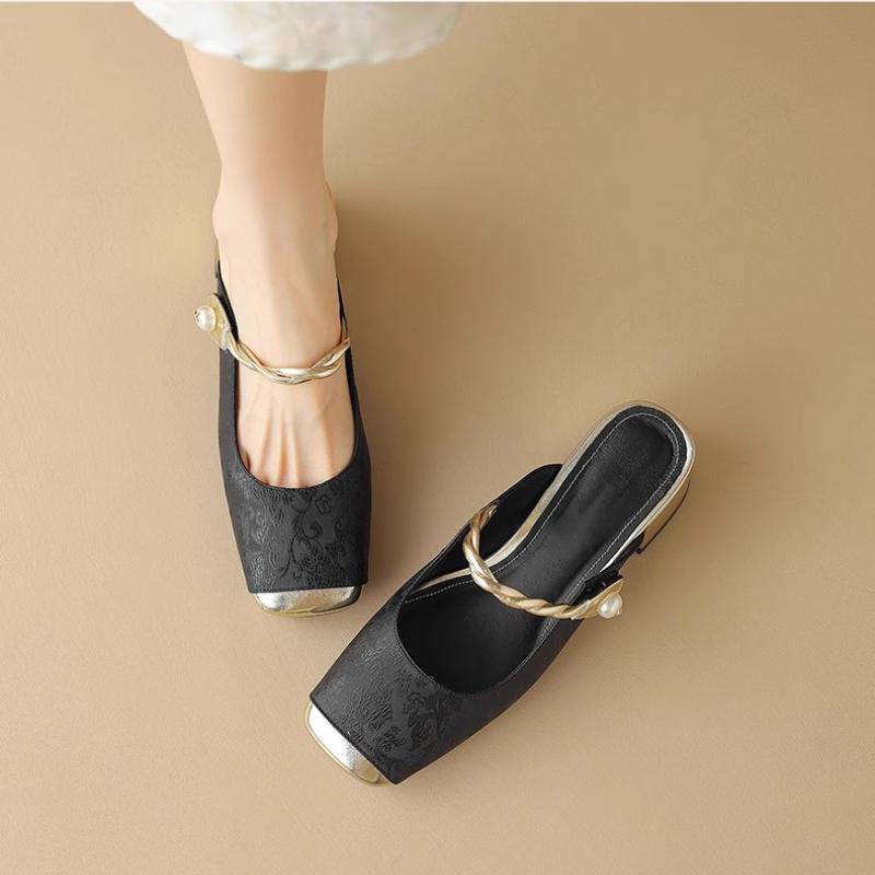 

Модные женские полушлепанцы баотоу, летние, роскошные, элегантные, из искусственной кожи, с принтом босиком, женские, для улицы, модные, на низком каблуке 35 чёрный