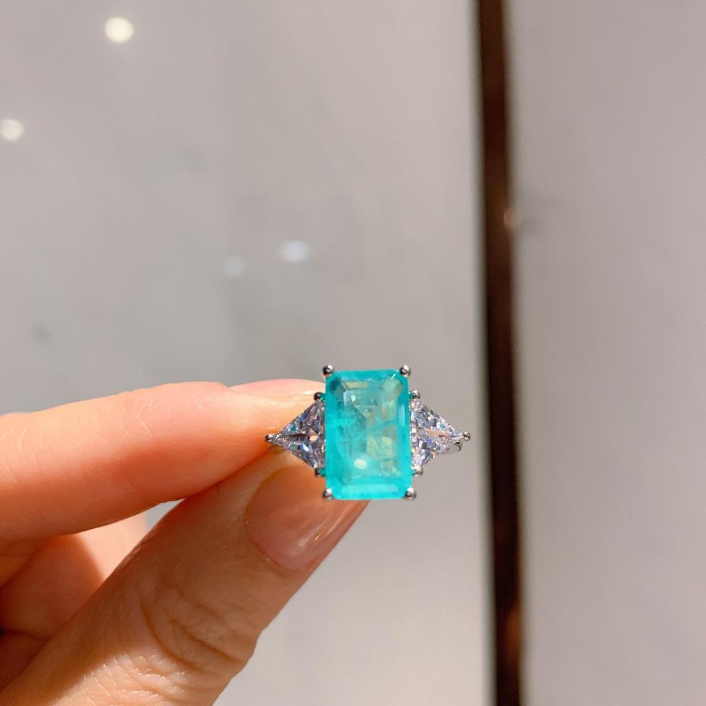 European-American Rectangular Paraiba Zircon Ring - Women's Emerald Imitation Ring