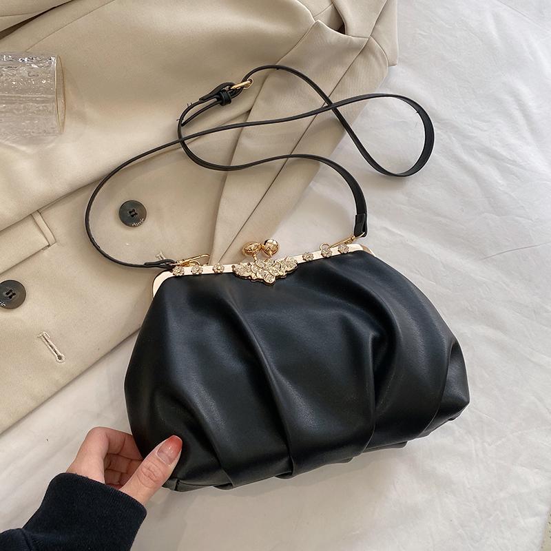 Fashion Cloud Handbag Tote 2026 Top Brand Women DesignerHandbags Evening Party Clip Clutch Small Shell Shoulder Crossbody Bag