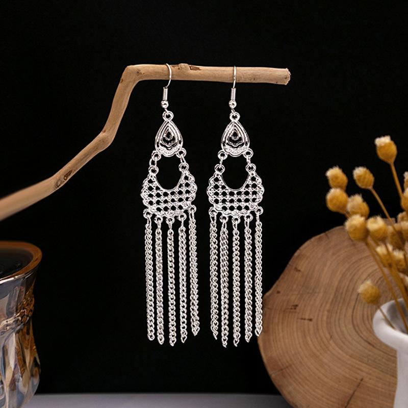 Vintage Miao Silver Minority Wind Earrings Personalized Bohemian Style Flower Long Fringed Earrings