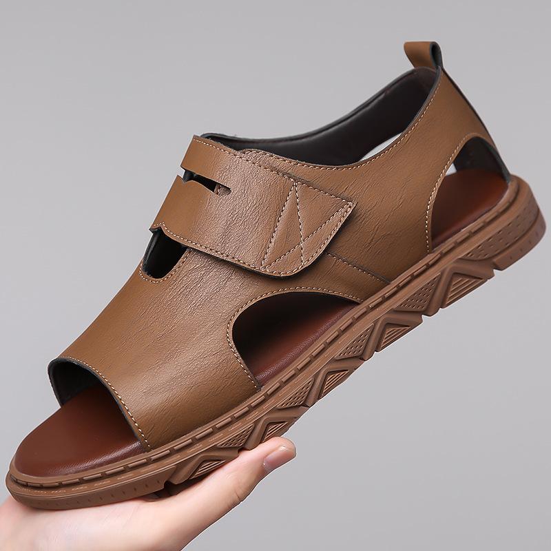 

Summer New 2025 Casual Beach Shoes Breathable Trend Roman Leather Shoes Fashionable Comfortable Men Shoes Breathable Sandals 38