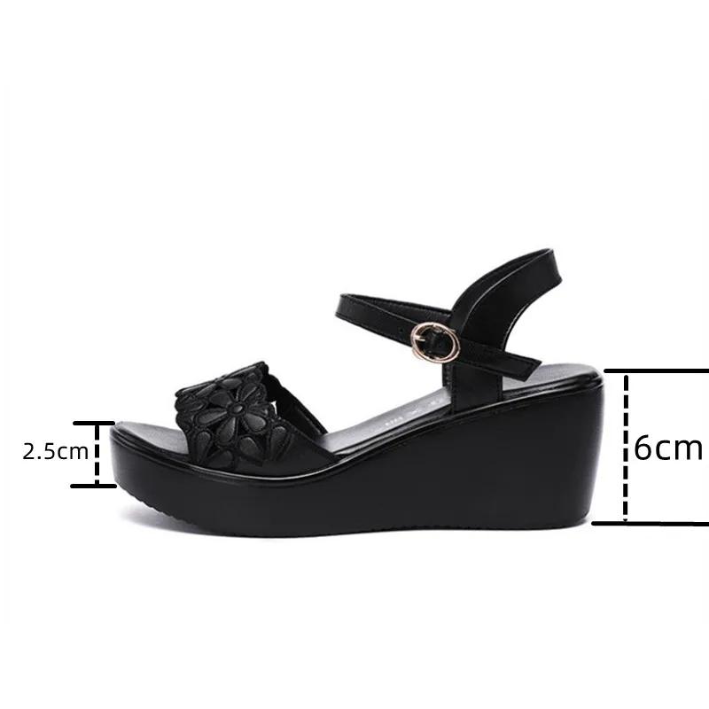New 2025 Summer Chunky Platform Wedges Shoes Soft Leather Medium Heels Sandals Women Floral Cutout Black Beach Sandal Mom