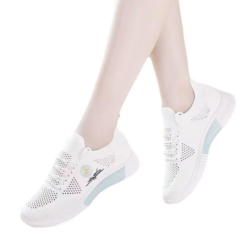 Flying knitting little white shoes small fresh girl tide shoes sports shoes running shoes single shoes casual shoes versatile women's shoes