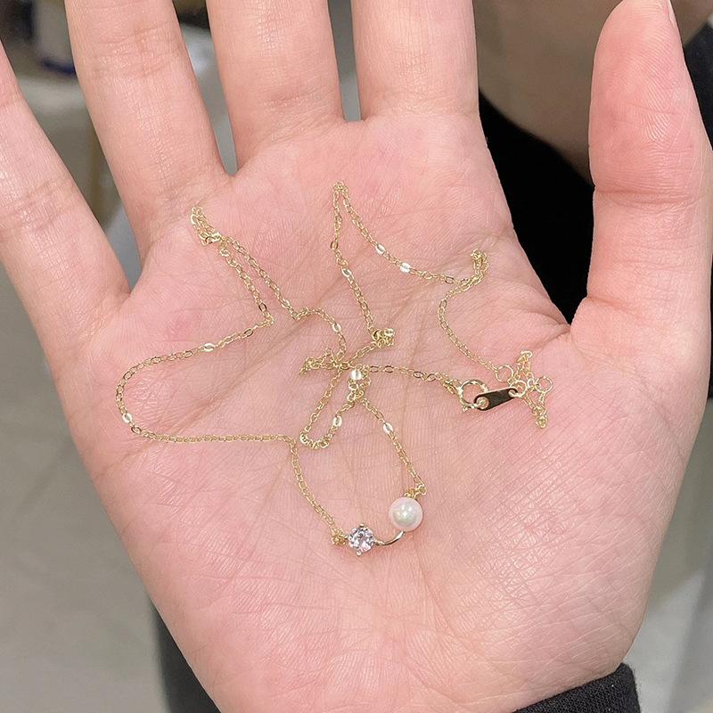 Sugar Cube Zircon Necklace Women's Ins Simple Niche Design Sense Pearl Clavicle Chain Stainless Steel