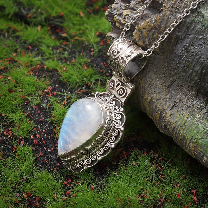 Exquisite Water Drop Moonstone Pattern Pendant Necklace Women's Fashion Elegant Party Jewelry Girls Gift